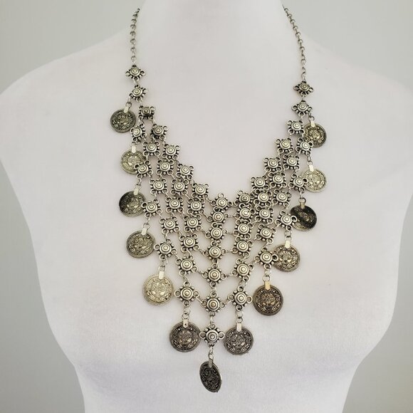 Vtg Boho Coin Bib Necklace Rustic Silver Statement Necklace Costume Jewellery - Picture 2 of 7